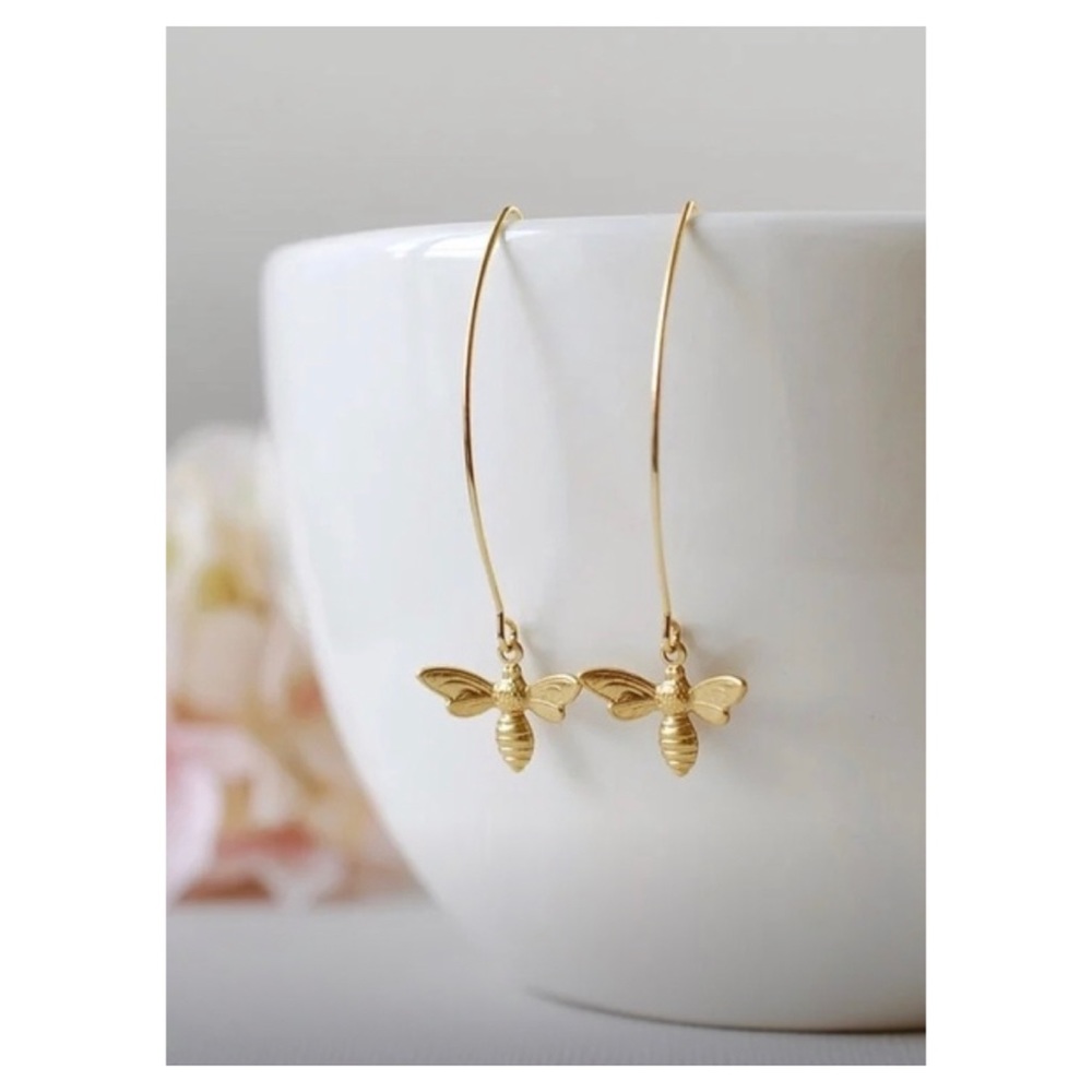 🆕Darling Gold Bee Filigree Earrings